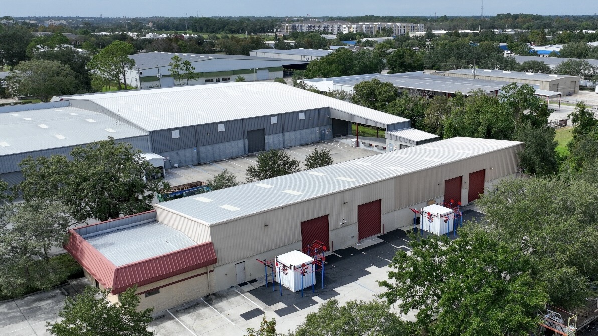 Commercial Roof Inspection commercial roofing image